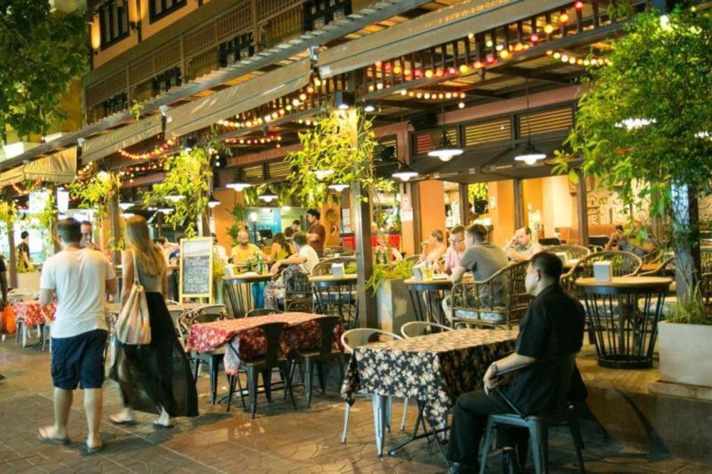 The Street Hostel Bangkok Eksteriør billede