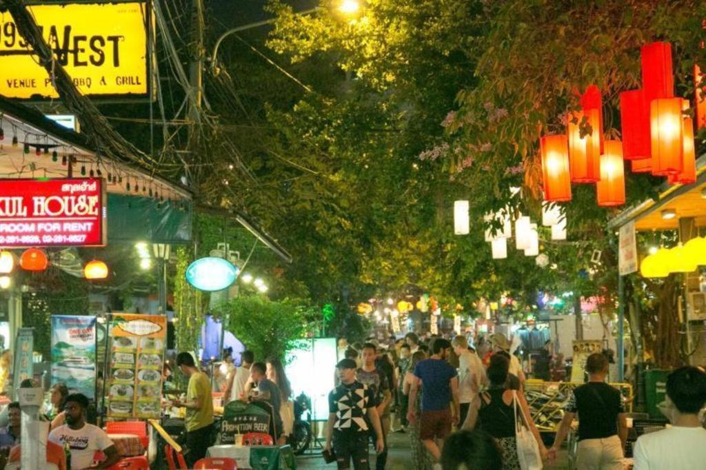 The Street Hostel Bangkok Eksteriør billede
