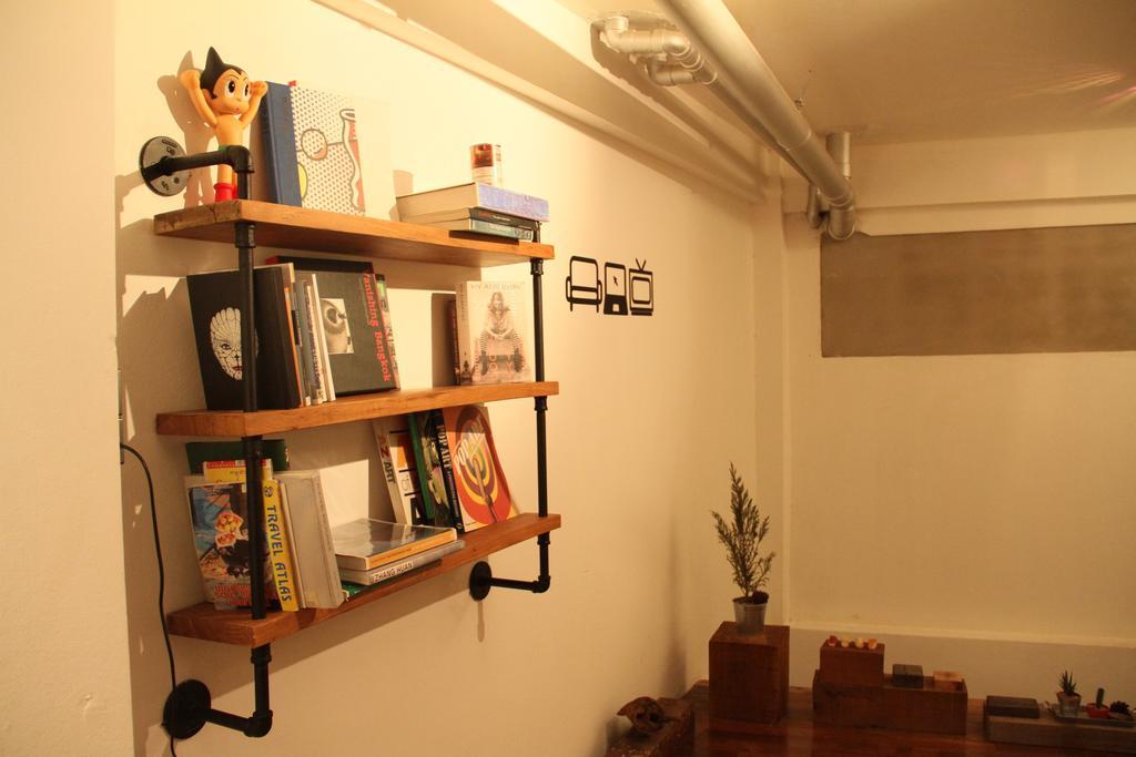 The Street Hostel Bangkok Eksteriør billede