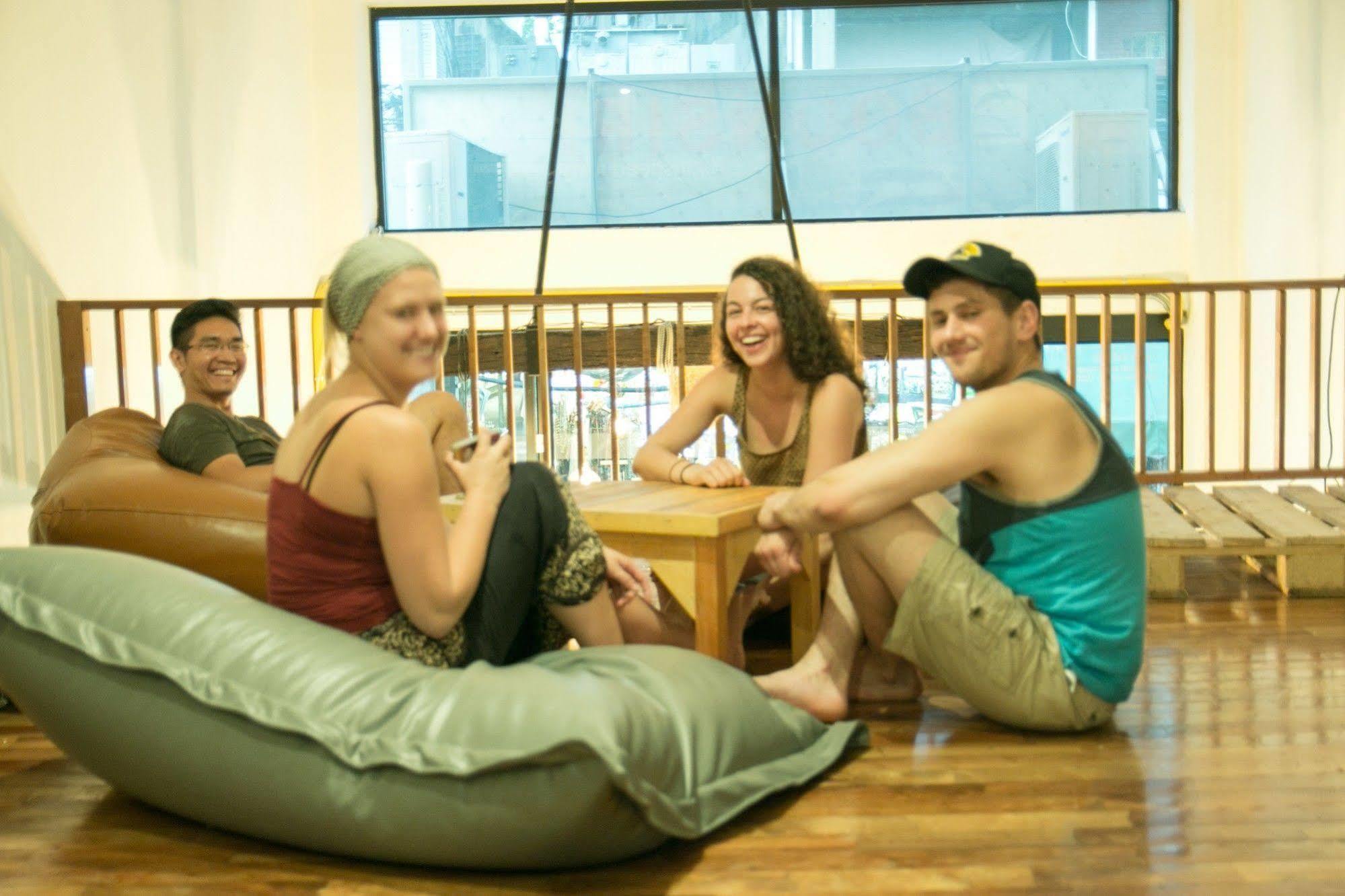 The Street Hostel Bangkok Eksteriør billede